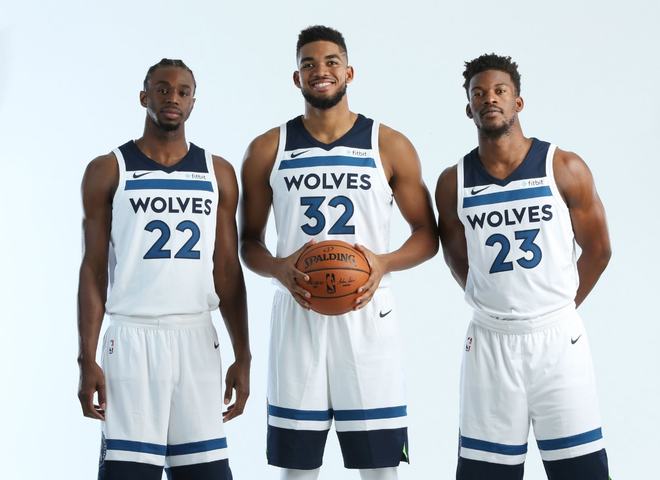 中场景的盖 中场景的盖